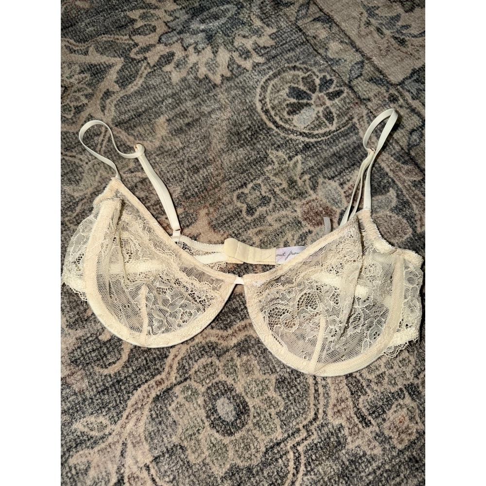 Out From Under White Lace Bra Unlined